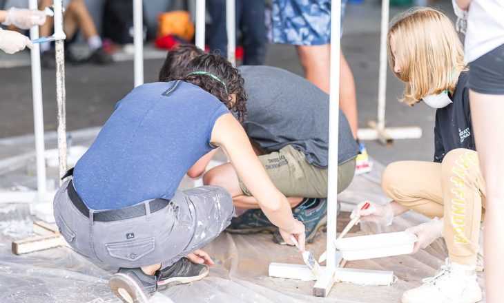 2024-07-25_Chantier-Jeunes-Réparation-Vélo-Peinture-Poteaux-Web-46